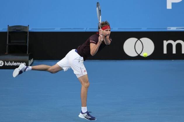 6th January 2018, Perth Arena, Perth, Australia; MasterCard Hopman Cup Tennis Final; Alexander Zverev of Team Germany plays a backhand shot against Roger Federer of Team Switzerland during the first set of the Final  ActionPlus11968541