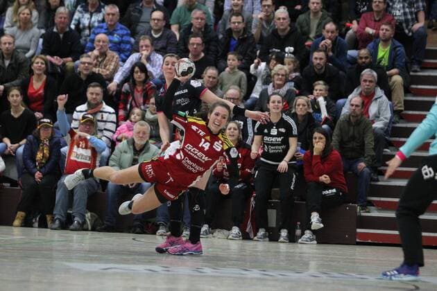 Sanne Hoekstra (Bensheim) beim Wurf beim Spiel HSG Bensheim Auerbach vs. Tussies Metzingen in der 1. Handball Bundesliga der Frauen am 06.01.2018 Foto:Michael Bermel Eibner Bensheim Copyright: xMichaelxBermel Eibner-Pressefotox EP_mbl