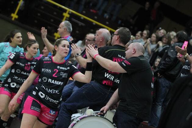 Marlene Zapf (Metzingen) nach der Niederlage beim Spiel HSG Bensheim Auerbach vs. Tussies Metzingen in der 1. Handball Bundesliga der Frauen am 06.01.2018 Foto:Michael Bermel Eibner Bensheim Copyright: xMichaelxBermel Eibner-Pressefotox EP_mbl