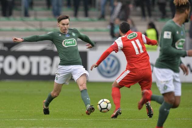 Ole Selnaes (saint etienne) vs Tegi Savanier (nimes) FOOTBALL : Saint Etienne vs Nimes - 32e coupe de France - 07 01 2017 FredericChambert Panoramic 