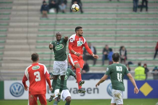 Bryan Dabo (saint etienne) vs Rachid Alioui (nimes) FOOTBALL : Saint Etienne vs Nimes - 32e coupe de France - 07 01 2017 FredericChambert Panoramic 