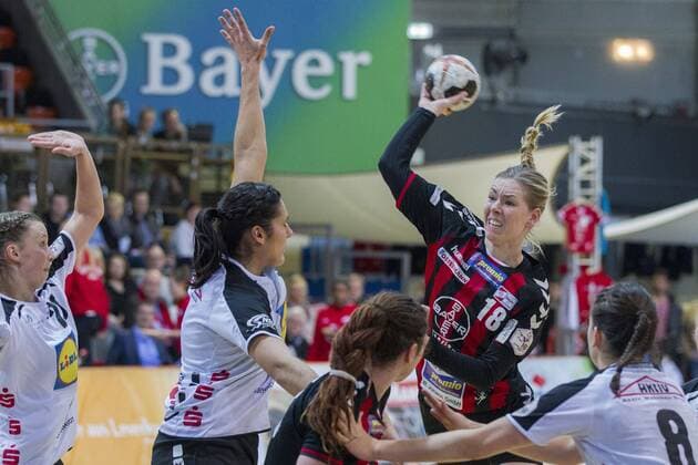 Handball-Bundesliga TSV Bayer 04 Leverkusen vs. Neckarsulmer SU 34:27 Handball-Bundesliga TSV Bayer 04 Leverkusen vs. Neckarsulmer SU 34:27 am 7. 1. 2017 Leverkusen, Ostermann-Arena, Deutschland Photo: Ralf Kardes Elfe Kim Berndt (18) RM