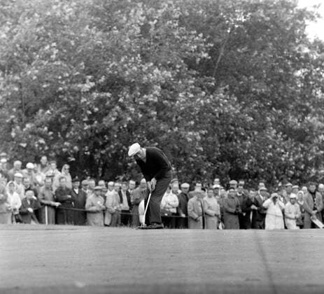 AMERICAN GOLF PLAYER ARNOLD PALMER IN ACTION IN LYTHAM ST. ANNES DURING OPEN GOLF CHAMPIONSHIPS ; 11 JULY 1963, Copyright: Topfoto  UnitedArchivesIPU460091