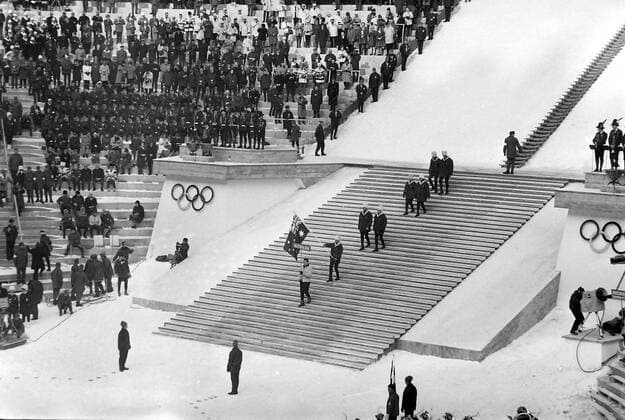 Olympia, Historie, Olympische Winterspiele 1964 in Innsbruck WINTER OLYMPICS IN INNSBRUCK, AUSTRIA - OPENING CEREMONY AUSTRALIAN TEAM ; 30 JANUARY 1964, Copyright: Topfoto  UnitedArchivesIPU470750
