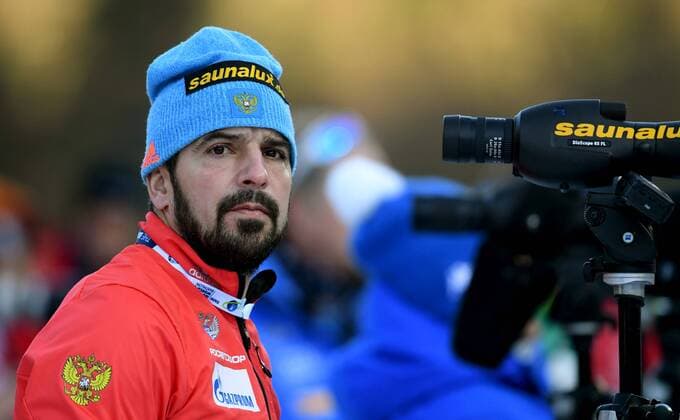 Biathlon WC 10.01.2018 IBU WORLD CUP BIATHLON Oberhof 20 km Idividual HERREN Trainer Herren RUS Ricco GROSS ( Groß ) GER *** Biathlon WC 10 01 2018 IBU WORLD CUP BIATHLON Oberhof, Germany 20 km idividual men s coach mens RUS Ricco GROSS big GER