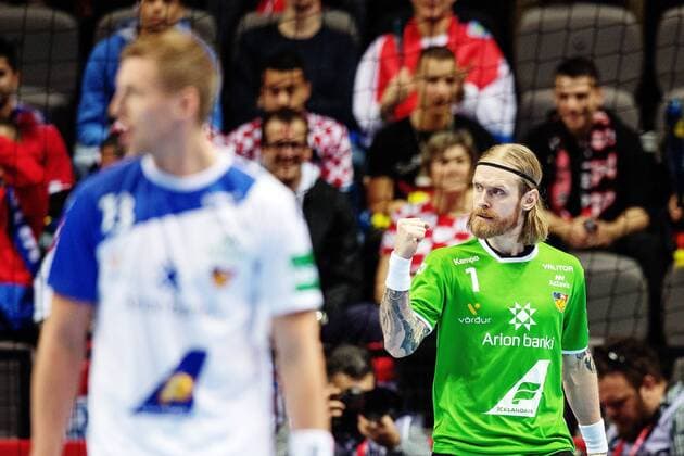 Handball, EM, Schweden - Island 180112 Islands malvakt Bjorgvin Pall Gustavsson jublar under handbollsmatchen mellan Sverige och Island under Handbolls-EM 2018 den 12 januari 2018 i Split. Copyright: LUDVIGxTHUNMAN BB180112LT031