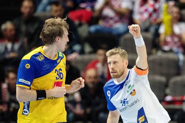 Bilder des Tages - SPORT Handball, EM, Schweden - Island 180112 Islands Gudjon Valur Sigurdsson jublar framför Sveriges Jesper Nielsen under handbollsmatchen mellan Sverige och Island under Handbolls-EM 2018 den 12 januari 2018 i Split. Copyright: LUDVIGxTHUNMAN BB180112LT071