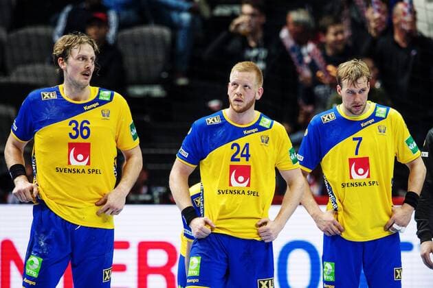 Handball, EM, Schweden - Island 180112 Sveriges Jesper Nielsen, Jim Gottfridsson och Max Darj deppar efter förlusten i handbollsmatchen mellan Sverige och Island under Handbolls-EM 2018 den 12 januari 2018 i Split. Copyright: LUDVIGxTHUNMAN BB180112LT073