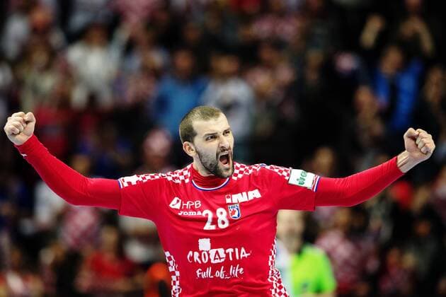 180112 Kroatiens Zeljko Musa jublar under handbollsmatchen mellan Kroatien och Serbien under Handbolls-EM 2018 den 12 januari 2018 i Split. Copyright: LUDVIGxTHUNMAN BB180112LT128