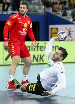 HANDBALL - EHF EURO 2018, GER vs MNE ZAGREB,CROATIA,13.JAN.18 - HANDBALL - EHF European Championship EM Europameisterschaft group stage, Germany vs Montenegro. Image shows Nebojsa Simovic (MNE) and Jannik Kohlbacher (GER). GEPAxpictures xMaticxKlansek