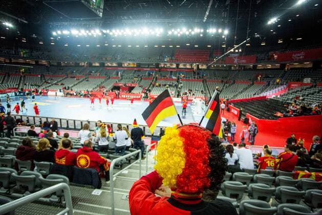 13.01.2018, Arena Zargreb, Zagreb, CRO, EHF EM, Herren, Deutschland vs Montenegro, Gruppe C, im Bild German fan during the preliminary round, group C match of the EHF men s Handball European Championship EM Europameisterschaft between Germany and Montenegro at the Arena Zargreb in Zagreb, Croatia on 2018 01 13. Zagreb Copyright: xEibner-Pressefotox EP_slo