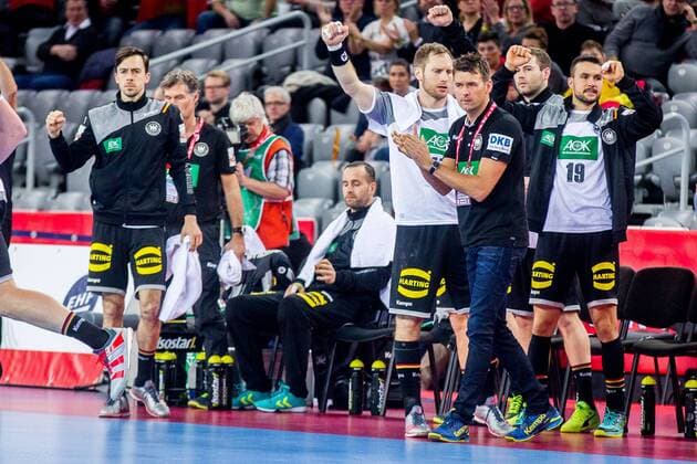 Bilder des Tages - SPORT 13.01.2018, Arena Zargreb, Zagreb, CRO, EHF EM, Herren, Deutschland vs Montenegro, Gruppe C, im Bild Team Germany during the preliminary round, group C match of the EHF men s Handball European Championship EM Europameisterschaft between Germany and Montenegro at the Arena Zargreb in Zagreb, Croatia on 2018 01 13. Zagreb Copyright: xEibner-Pressefotox EP_slo