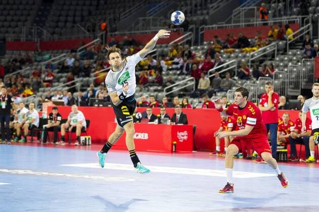 Kai Haefner (Nr. 25, Deutschland) im Konter. Deutschland - Montenegro, Vorrunde, Handball, EHF Euro 2018, 13.01.18 Zagreb Zagreb Croatia Arena Copyright: xAgentur54Gradx xFelixxKoenigx