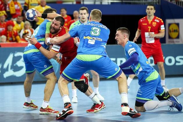 HANDBALL - EHF EURO 2018, MKD vs SLO ZAGREB,CROATIA,13.JAN.18 - HANDBALL - EHF European Championship EM Europameisterschaft group stage, Macedonia vs Slovenia. Image shows Stojanche Stoilov (MKD) and Blaz Blagotinsek (SLO). GEPAxpictures xMaticxKlansek