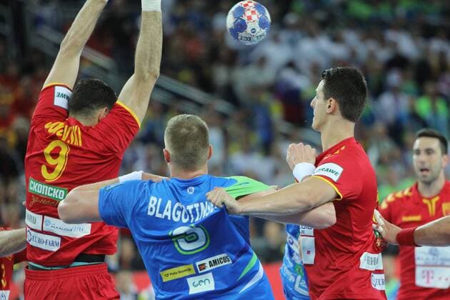 Zagreb, 13 01 2018 - Arena Zagreb hall, 2018 Men s European Championship EM Europameisterschaft Preliminary Round, Group C. Macedonia (red) - Slovenia (blue) 