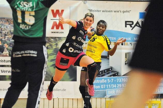 Marlene Zapf (TusSis Metzingen 2) Handball,Frauen,DHB-Pokal,Viertelfinale,13.01.2018, Foto:TBaur Eibner Nellingen Copyright: xEIBNER Tobias_Baurx EP_TBR