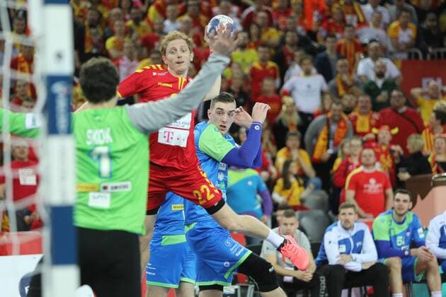 Zagreb, 13 01 2018 - Arena Zagreb hall, 2018 Men s European Championship EM Europameisterschaft Preliminary Round, Group C. Macedonia (red) - Slovenia (blue) 