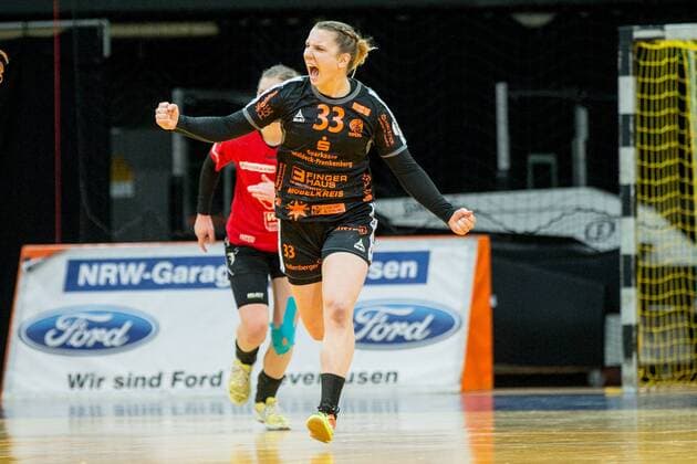 Torjubel Anna-Maria Spielvogel ( 33, HSG Bad Wildungen) TSV Bayer 04 Leverkusen vs HSG Bad Wildungen, Handball, DHB Pokal Frauen, 13.01.18 Leverkusen NRW Deutschland Ostermann Arena