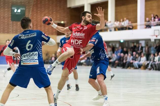 Bastian Stroelin (TV Weilstetten 06), Maximilian Fuhrmann (SG H2Ku Herrenberg 15), TV Weilstetten gegen SG H2Ku Herrenberg , Handball, BWOL, Maenner, 13.01.2018, Balingen Copyright: xEIBNER WolfgangxFrankx EP_WFK
