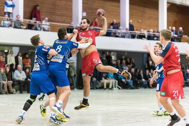 Michael Witt (TV Weilstetten 08), Christian Rau (SG H2Ku Herrenberg 05), TV Weilstetten gegen SG H2Ku Herrenberg , Handball, BWOL, Maenner, 13.01.2018, Balingen Copyright: xEIBNER WolfgangxFrankx EP_WFK