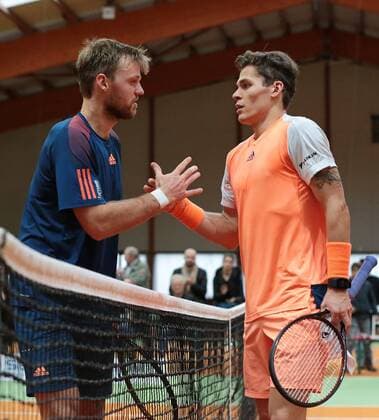 14.01.2018, Schwieberdingen Südwestbank Tennis Grand Prix Tennis-Weltranglistenturnier. Finale: v.l. Kevin KRAWIETZ (GER), Sieger Daniel Masur (GER)