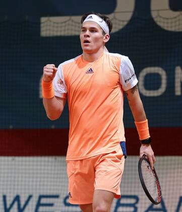 14.01.2018, Schwieberdingen Südwestbank Tennis Grand Prix Tennis-Weltranglistenturnier. Finale: Sieger Daniel Masur (GER) jubelt und ballt die Faust