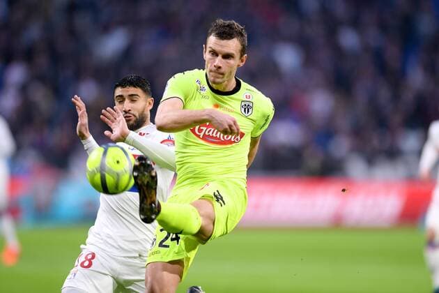 18 NABIL FEKIR (ol) - 24 Romain THOMAS (sco) FOOTBALL : Lyon vs Angers - Ligue 1 Conforama - 14 01 2018 FEP Panoramic 