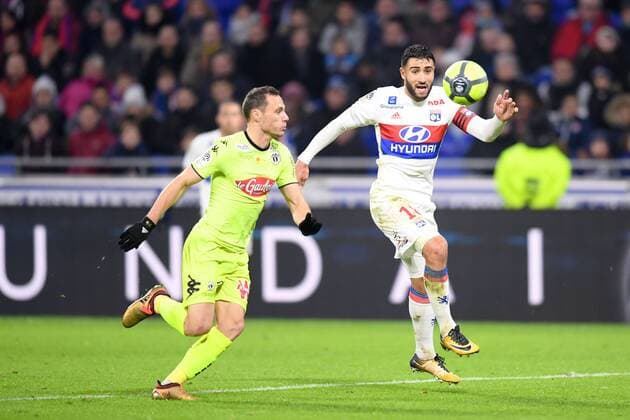 18 NABIL FEKIR (ol) - 29 Vincent MANCEAU (sco) FOOTBALL : Lyon vs Angers - Ligue 1 Conforama - 14 01 2018 FEP Panoramic 