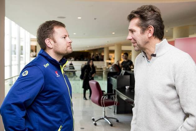 180115 Förbundskapten Kristj?n Andresson i samtal med Magnus Wislander under en pressträff med det svenska landslaget i handboll under Handbolls-EM 2018 den 15 januari 2018 i Split. Copyright: LUDVIGxTHUNMAN BB180115LT004