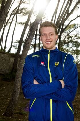 180115 Simon Jeppsson poserar för ett porträtt under en pressträff med det svenska landslaget i handboll under Handbolls-EM 2018 den 15 januari 2018 i Split. Copyright: LUDVIGxTHUNMAN BB180115LT028