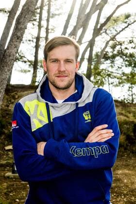 180115 Max Darj poserar för ett porträtt under en pressträff med det svenska landslaget i handboll under Handbolls-EM 2018 den 15 januari 2018 i Split. Copyright: LUDVIGxTHUNMAN BB180115LT037