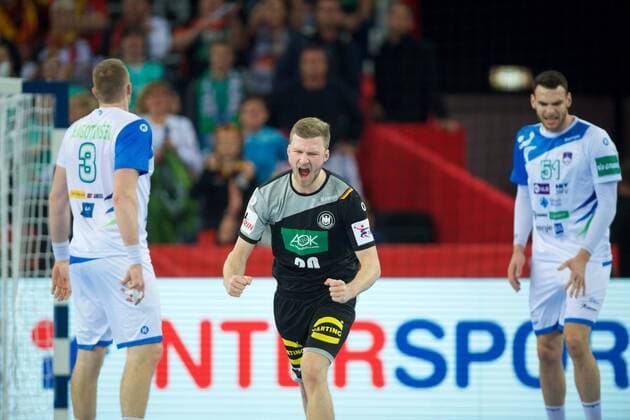 Handball Zagreb 15.01.2018 Europameisterschaft Herren Männer Euro Europameisterschaften Vorrunde Slowenien (SLO) - Deutschland (GER) Philipp Weber (Deutschland, No.20) Jubel
