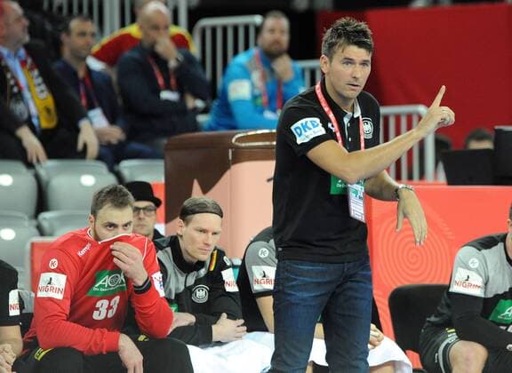 Zagreb, Kroatien, Zagreb Arena, 15.1.2018 Männer- Handball, Europa-Meisterschaft 2018 Deutschland vs. Slowenien Bundestrainer Deutschland, Christian Prokop und links ANDREAS WOLFF (THW KIEL), Deutschland