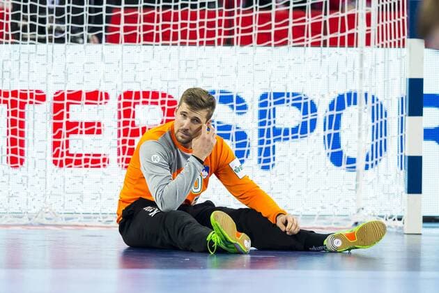 Torhueter Urban Lesjak (Nr. 90, Slowenien) sitzt enttaeuscht in seinem Tor. Slowenien - Deutschland, Vorrunde, Handball, EHF Euro 2018, 15.01.18 Zagreb Zagreb Croatia Arena Copyright: xAgentur54Gradx xFelixxKoenigx