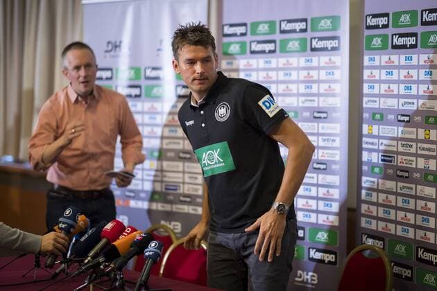 Bundestrainer Christian Prokop verlaesst die Pressekonferenz. Medientermin der deutschen Nationalmannschaft, Vorrunde, Handball, EHF Euro 2018, 16.01.18 Zagreb Zagreb Croatia Hotel Panorama Copyright: xAgentur54Gradx xFelixxKoenigx