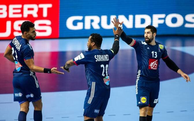 HANDBALL - EHF EURO 2018, FRA vs BLR POREC,CROATIA,16.JAN.18 - HANDBALL - EHF European Championship EM Europameisterschaft group stage, France vs Belarus. Image shows the rejoicing of Adrien Dipanda (FRA), Cedric Sorhaindo (FRA) and Nikola Karabatic (FRA). GEPAxpictures xMaticxKlansek