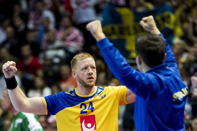 180116 Sveriges Jim Gottfridsson jublar under handbollsmatchen mellan Kroatien och Sverige under Handbolls-EM 2018 den 16 januari 2018 i Split. Copyright: LUDVIGxTHUNMAN BB180116LT046