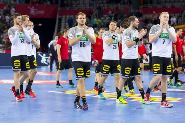Hendrik Pekeler (Nr. 13, Deutschland), Maximilian Janke (Nr. 26, Deutschland), Julius Kuehn (Nr. 35, Deutschland), Paul Drux (Nr. 95, Deutschland), Steffen Faeth (Nr. 23, Deutschland), Steffen Weinhold (Nr. 17, Deutschland) und Patrick Wiencek (Nr. 7, Deutschland) nach dem Spiel. Deutschland - Mazedonien, Vorrunde, Handball, EHF Euro 2018, 17.01.18 Zagreb Zagreb Croatia Arena Copyright: xAgentur54Gradx xFelixxKoenigx