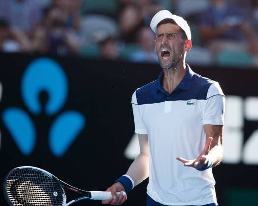 NOVAK DJOKOVIC (SRB) schreit die Zuschauer an weil sie ihm zu laut sind,Aerger,Frust,Emotion, kurios, Tennis - Australian Open 2018 - Grand Slam ATP Tennis Herren WTA Tennis Damen - Melbourne Park - Melbourne - Victoria - Australia - 18 January 2018. *** NOVAK DJOKOVIC SRB yelling at the audience because they are too loud him anger frustration emotion curious Tennis Australian Open 2018 Grand Slam ATP WTA Melbourne Park Melbourne Victoria Australia 18 January 2018 Copyright: xJuergenxHasenkopfx
