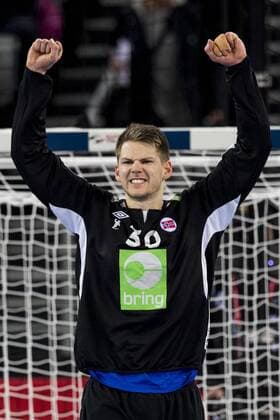 180118 Norges malvakt Torbj¿rn Bergerud jublar under handbollsmatchen mellan Serbien och Norge under Handbolls-EM 2018 den 18 januari 2018 i Zagreb. Copyright: LUDVIGxTHUNMAN BB180118LT105