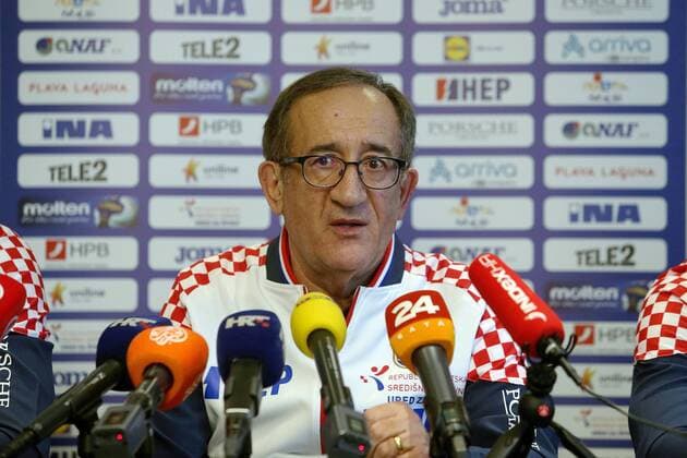 Themen der Woche - SPORT Bilder des Tages press conference PK Pressekonferenz of the Croatian handball team 19.01.2018., Croatia, Zagreb - Press Conference of the Croatian handball team, coach Lino Cervar and players Jakov Gojun and Zeljko Musa.  DaliborxUrukalovic PIXSELL