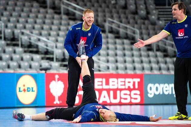 Handball WM, Training Schweden 180119 Sveriges Jim Gottfridsson och malvakt Mikael Appelgren under en träning med Sveriges landslag i handboll under Handbolls-EM 2018 den 19 januari 2018 i Zagreb. Copyright: LUDVIGxTHUNMAN BB180119LT065