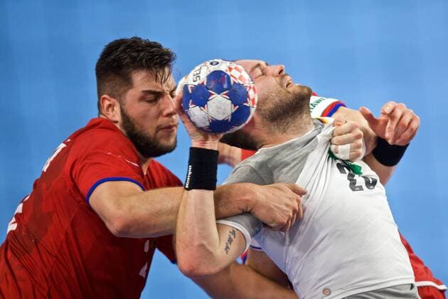 Bilder des Tages Handball Varazdin 19.01.2018 Europameisterschaft Herren Männer Euro Europameisterschaften Zwischenrunde Deutschland (GER) - Tschechien (CZE) Steffen Fäth (Deutschland, No.23) Faeth Fath LANDA Jan (Tschechien, No.04) PETROVSKY Leos(Tschechien, No.23)