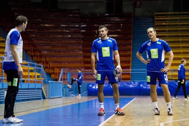 Handball WM, Training Norwegen 180119 Förbundskapten Christian Berge instruerar Eivind Tangen och Kent Robin T¿nnesen under en träning med Norges landslag i handboll under Handbolls-EM 2018 den 19 januari 2018 i Zagreb. Copyright: LUDVIGxTHUNMAN BB180119LT159