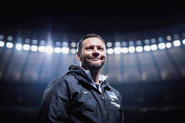 Themen der Woche - SPORT Bilder des Tages Berlin, Germany, 19.01.2018: Trainer Pal Dardai (Hertha BSC) beim Spiel der Fußball Bundesliga zwischen Hertha BSC und BV Borussia Dortmund. *** Berlin Germany 19 01 2018 trainer PAL Dardai Hertha BSC in the game of the football Bundesliga Hertha BSC with BV Borussia Dortmund