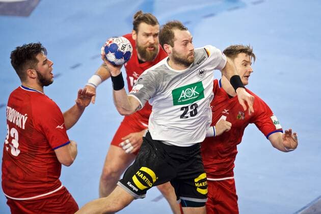 Handball Varazdin 19.01.2018 Europameisterschaft Herren Männer Euro Europameisterschaften Zwischenrunde Deutschland (GER) - Tschechien (CZE) Steffen Fäth (Deutschland, No.23) Faeth Fath PETROVSKY Leos(Tschechien, No.23) LANDA Jan (Tschechien, No.04)