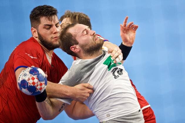 Handball Varazdin 19.01.2018 Europameisterschaft Herren Männer Euro Europameisterschaften Zwischenrunde Deutschland (GER) - Tschechien (CZE) Steffen Fäth (Deutschland, No.23) Faeth Fath PETROVSKY Leos(Tschechien, No.23) LANDA Jan (Tschechien, No.04)