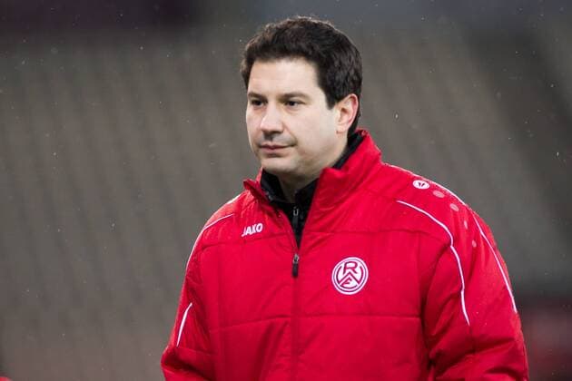Freundschaftsspiel Rot-Weiss Essen - Arminia Bielefeld am 19.01.2018 im Stadion Essen in Essen Argirios Giannikis, ( Chef-Trainer Essen )