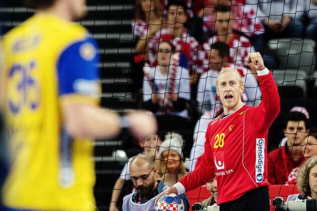 180120 Sveriges malvakt Mikael Appelgren jublar under handbollsmatchen mellan Sverige och Frankrike under Handbolls-EM 2018 den 20 januari 2018 i Zagreb. Copyright: LUDVIGxTHUNMAN BB180120LT021