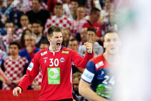 180120 Norges malvakt Torbjorn Bergerud jublar under handbollsmatchen mellan Kroatien och Norge under Handbolls-EM 2018 den 20 januari 2018 i Zagreb. Copyright: LUDVIGxTHUNMAN BB180120LT137